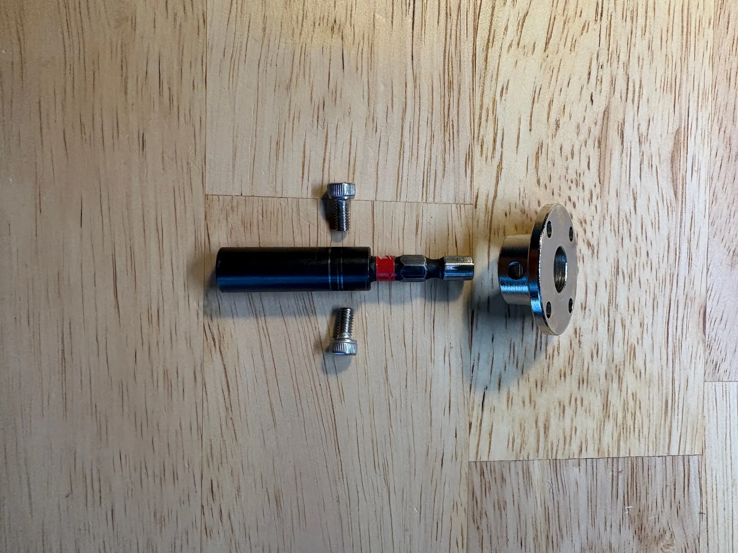 Hex extender, flange coupler, and set screws