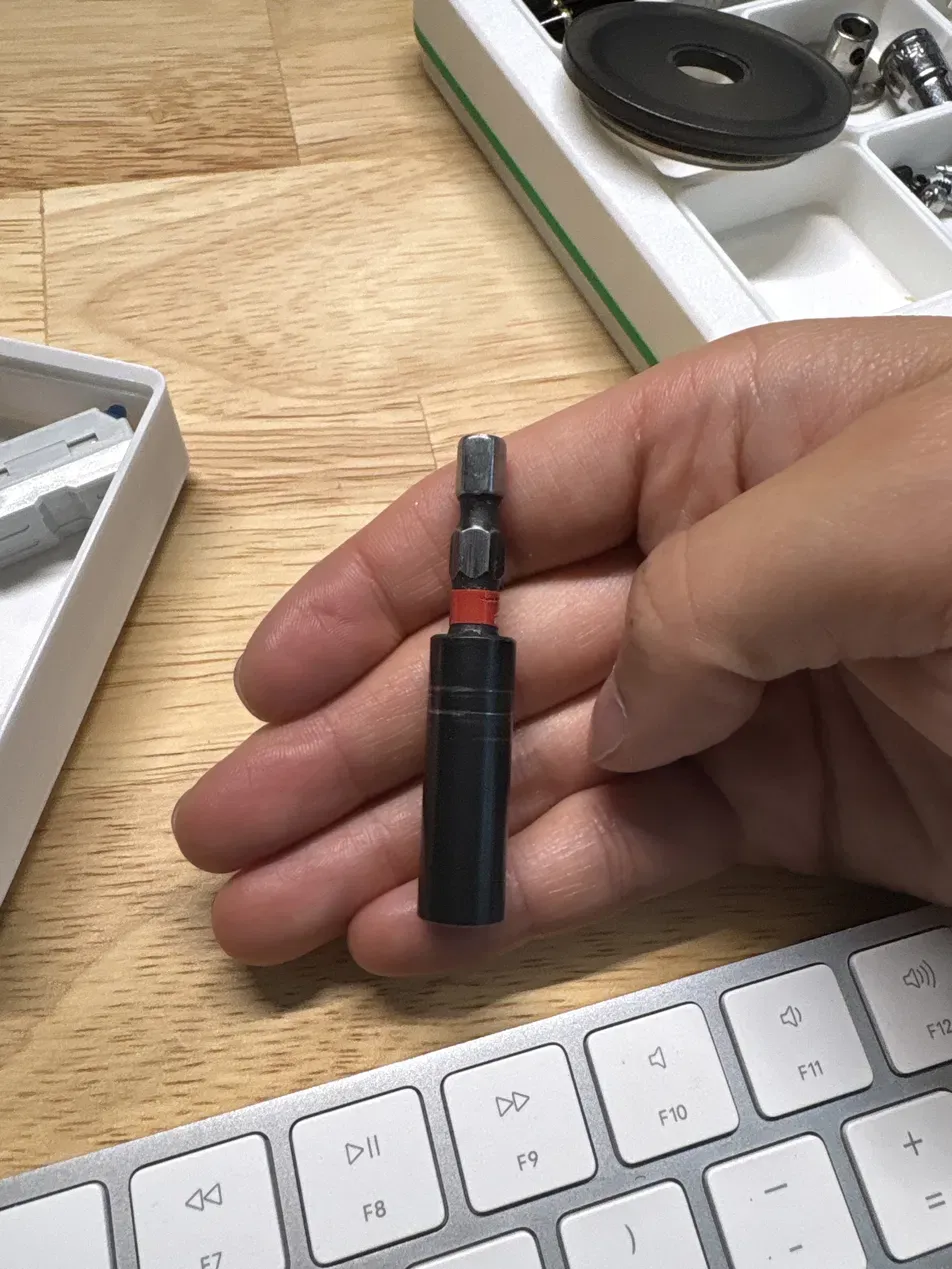 1/4 inch hex extender between the grinder and the coupler