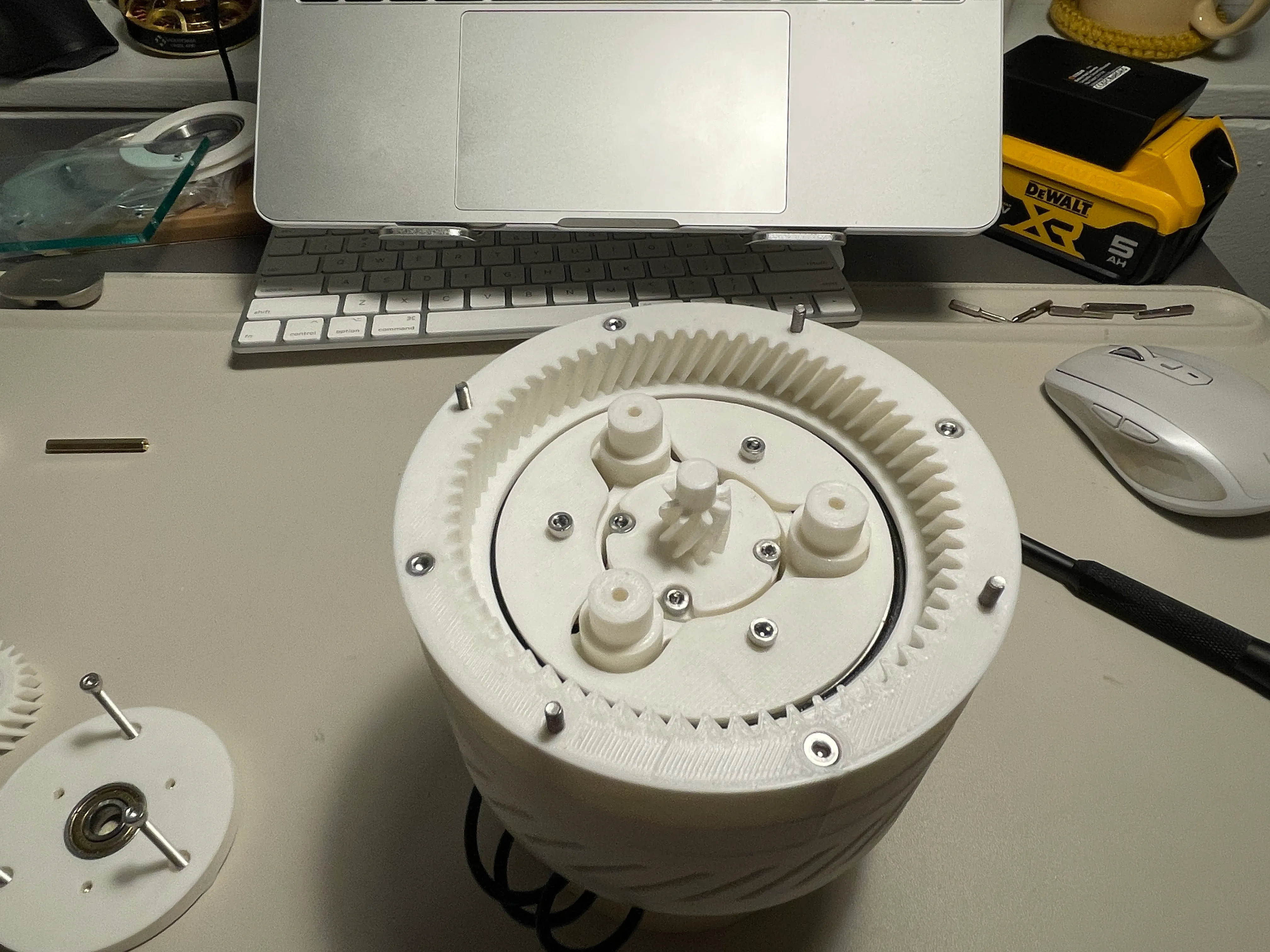 Internal view of planetary gearbox