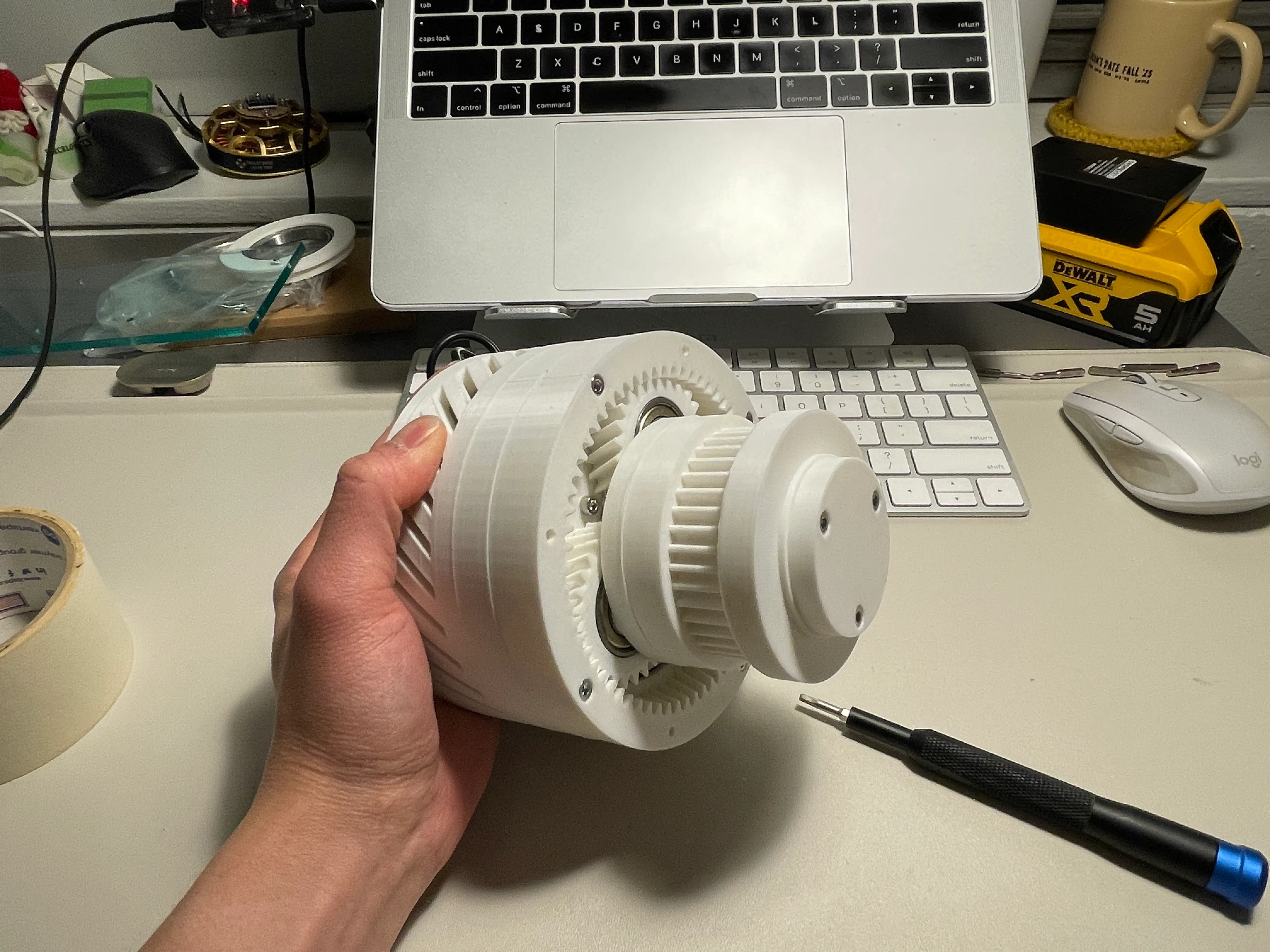 Fully assembled knee joint